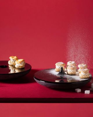 STŘEDEČNÍ MENU!🤤 Dnes, jako každou středu si u nás ďobnete stejně slané jak i sladké věnce. 🧁🐟🔥Je jen na vás, které si v...