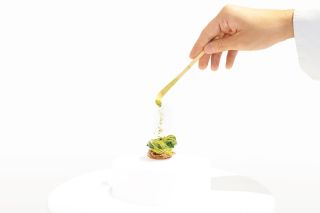 Matcha Věnec 🍵🧁 se těší velké oblíbenosti. ☺️Mrkněte na pár střípků ze soirèe pod taktovkou @jasongorskie . Ten nám nejen...